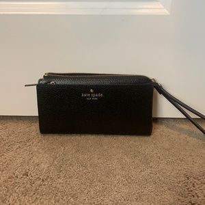 Brand new Kate spade wristlet
